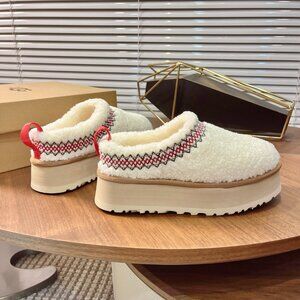 Ugg Tazz Shearling Braid